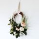 thumbnail image 5 of Guirnalda de té simulada para el hogar, tapices de pared, decoración de ventanas, vestido de novia americano, colgante de puerta, anillo de vid de flores de seda - (diámetro de aproximadamente 32 cm), 5 of 8