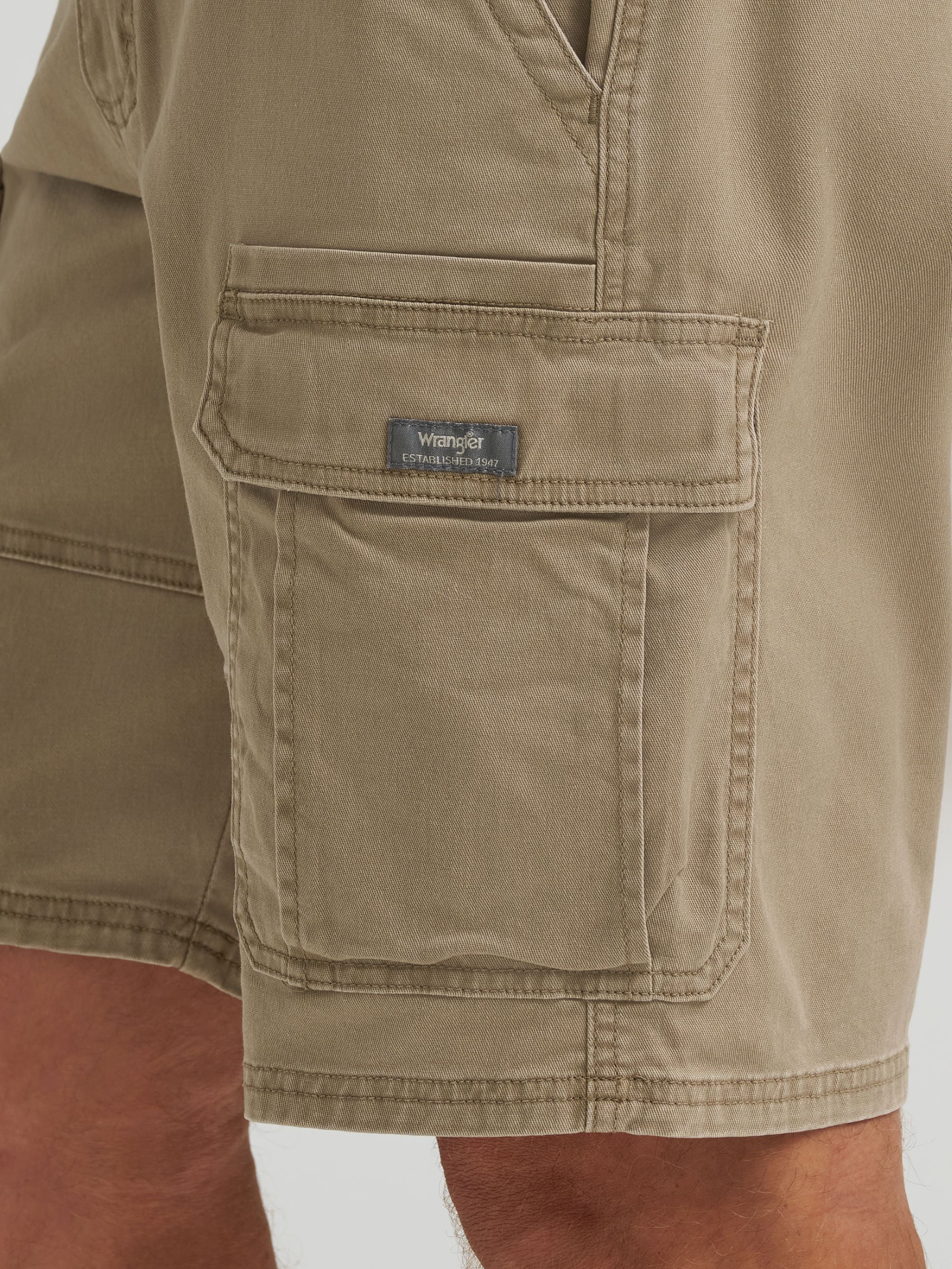 Shorts cargo extensibles pour hommes Wrangler