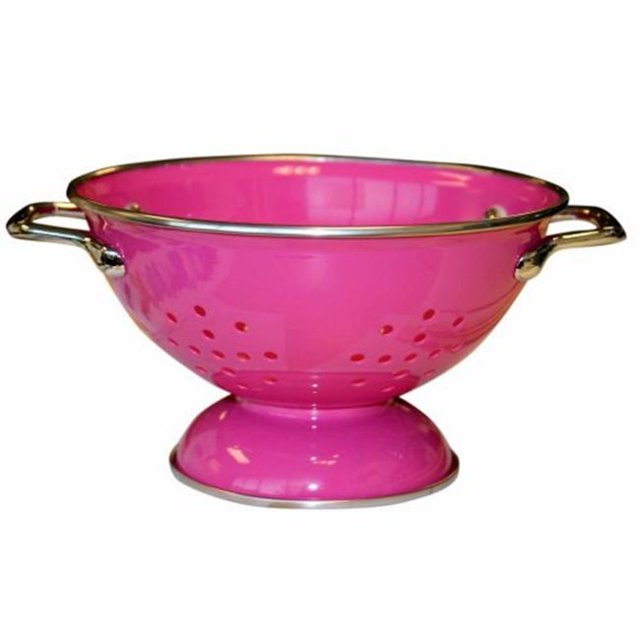 Reston Lloyd 18603 1 qt Powder Coated Colander Magenta