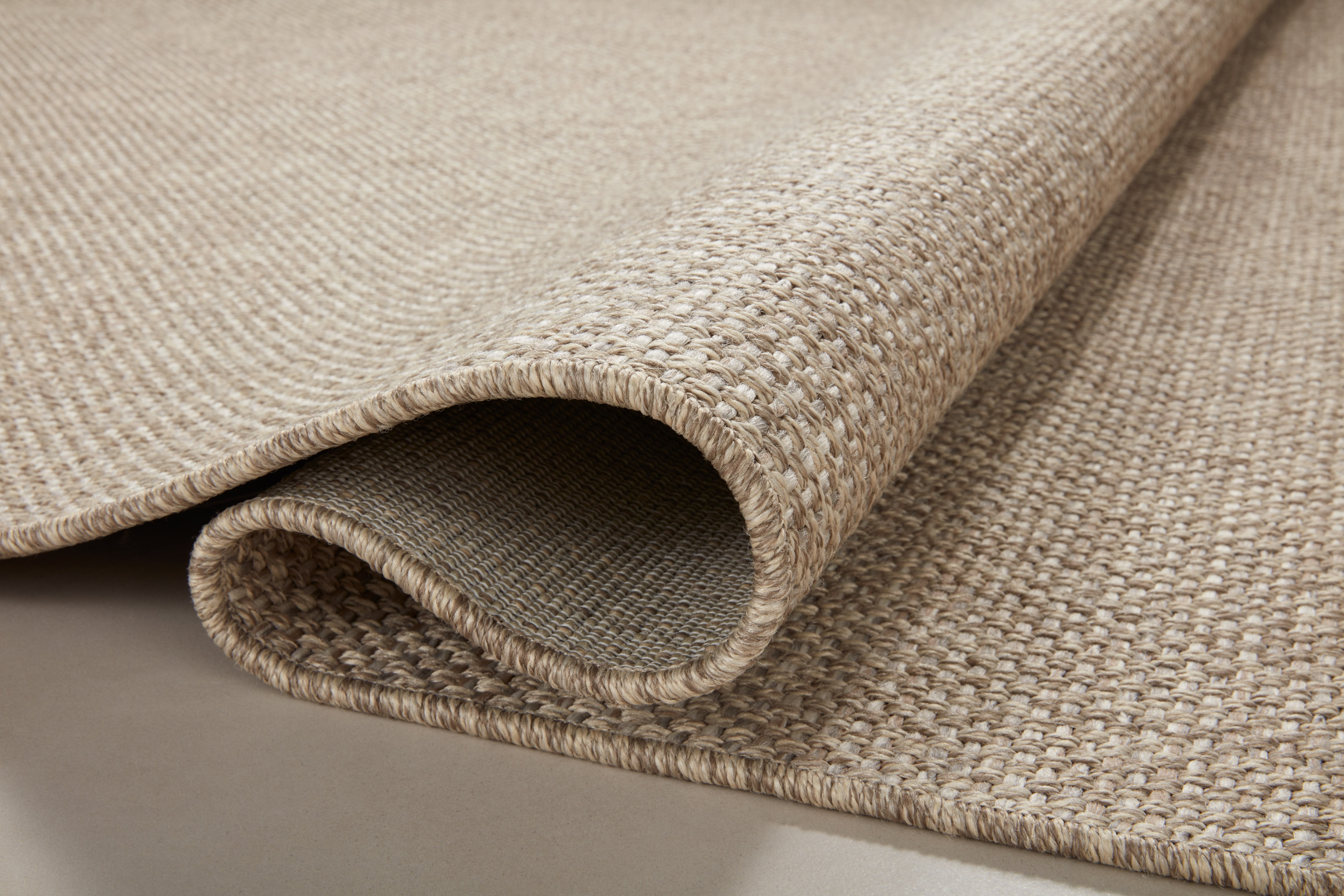 Loloi Dawn Indoor/Outdoor Water-Resistant Patio 18" x 18" Sample Rug