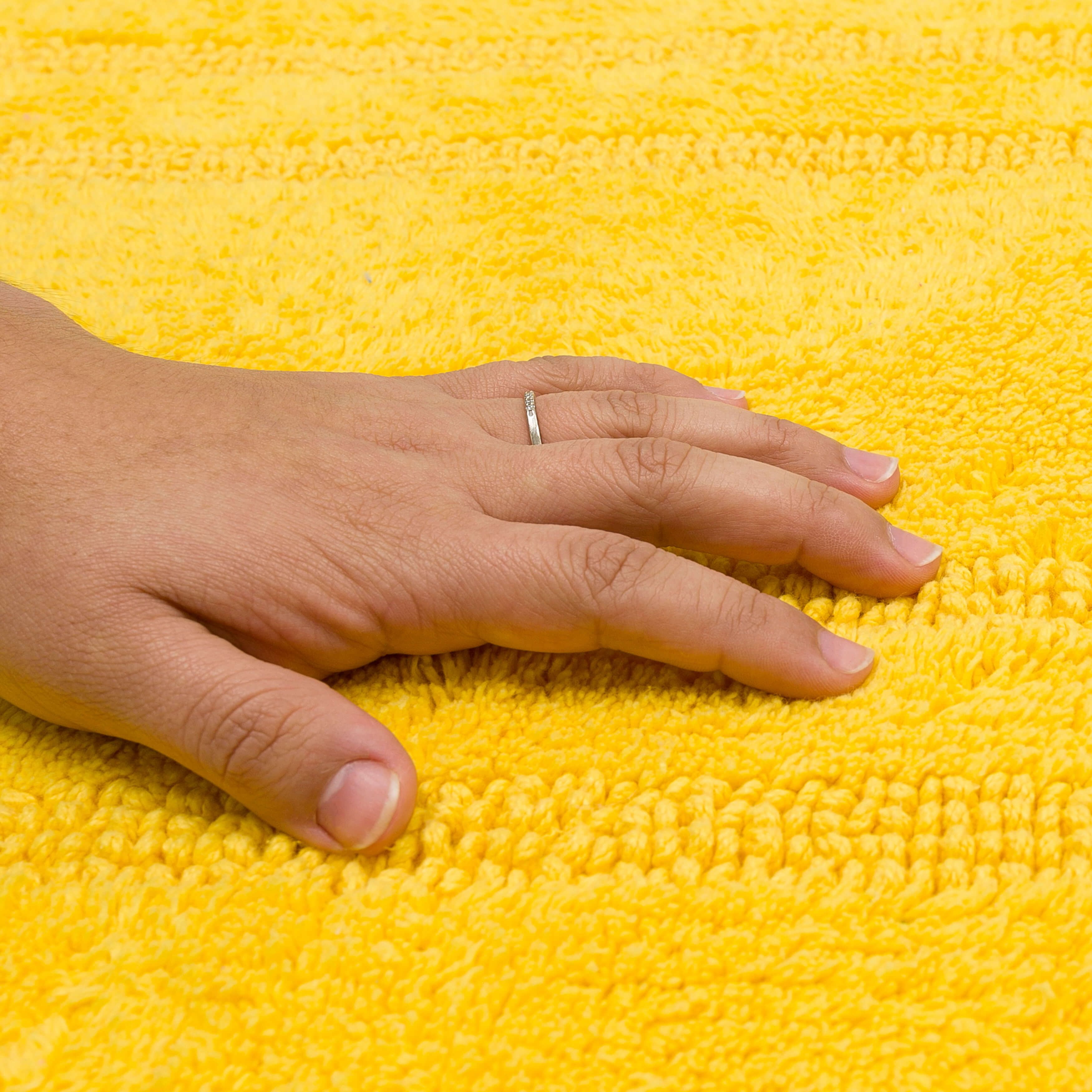 Mohawk Cotton Bath Mat Soft Absorbent Quick Dry Machine Washable Bathroom Mat, Yellow, 17" x 24"