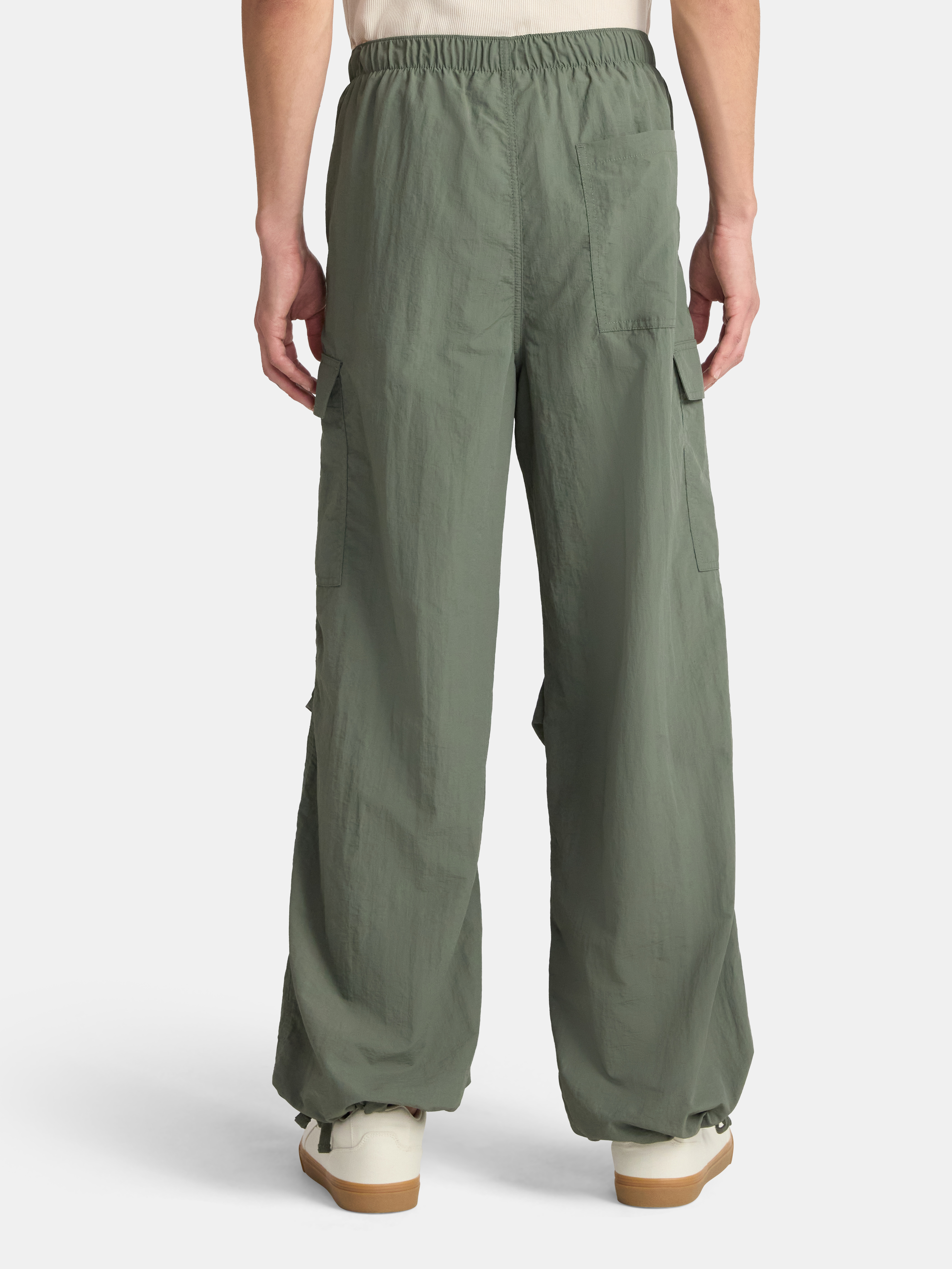No Boundaries Men's Nylon Parachute Cargo Pants photo 3