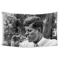 thumbnail image 1 of Tapiz de pared con bandera de JF Kennedy JFK, 90 x 150 cm, poliéster, 1 of 1