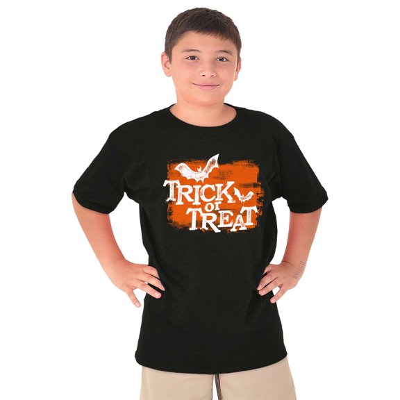 Happy Halloween Trick or Treat Bats Crewneck T Shirts Boy Girl Teen Brisco Brands L