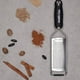 thumbnail image 3 of Rallador de queso Microplane Gourmet Series Hard Fine Black, 3 of 5