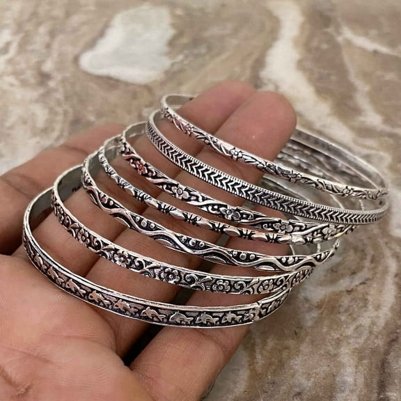 Set off 7 bangles set silver