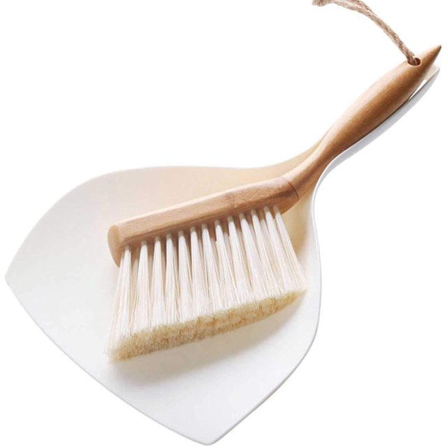 Mini recogedor, juego de 2 recogedores y escobas portátiles de madera, pequeña escoba multifuncional para sofás, escritorios, teclados y coches, para niños