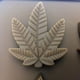 thumbnail image 2 of Moldes de silicona para dulces con hoja de cáñamo, cannabis y marihuana, 3 unidades, moldes para cubitos de hielo de silicona con relieve de hojas de marihuana, 2 of 4