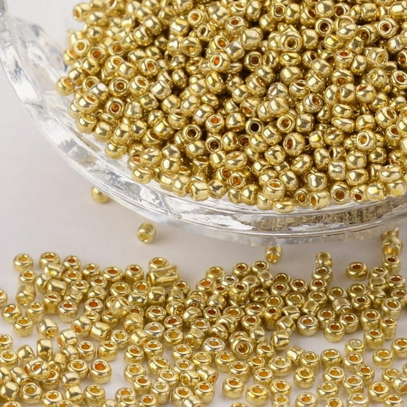 50 g Electroplate Glass Seed Beads Round Hole Rocailles golden color Size: 2mm in diameter 2mm thick hole: 0.5mm 3300pcs/50g