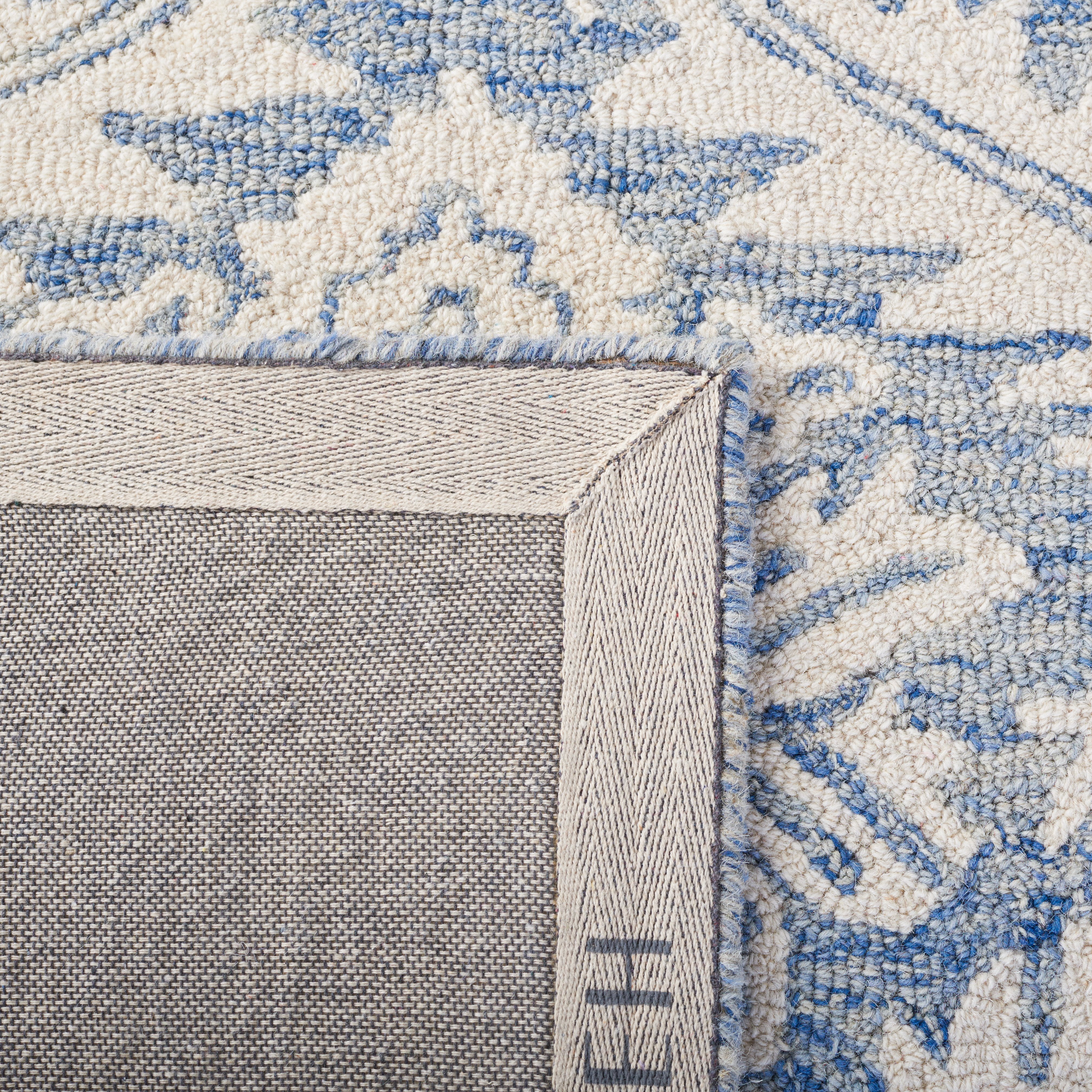 SAFAVIEH Micro-Loop Romain Damask Wool Area Rug, Blue, 5' x 8'