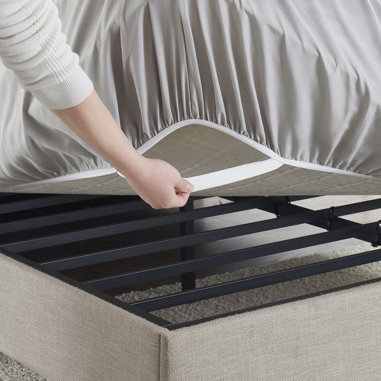 18" - 21" Extra Deep Pocket Fitted Sheet Elastic Corner Straps Fitted Sheets