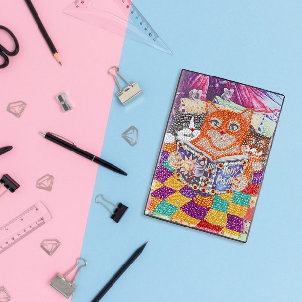 Cuadros Decorativos A5 5D Notebook DIY Parte Forma especial Rhinestone Diario Libro (Gatito WXB048) Ehuebsd embutido en tela