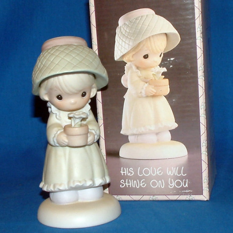 Precious Moments Figurine: 522376 His Love Will Shine on You (5.7