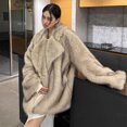 thumbnail image 2 of Nuevo Abrigo de piel de imitación Fuax grueso de otoño e invierno, chaqueta de piel integrada de longitud media, chaqueta de piel amigable para mujer, 2 of 5