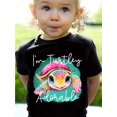 thumbnail image 1 of MILKYSHIP Camiseta de manga corta con cuello redondo, informal y cómoda, con estampado gráfico de tortuga de dibujos animados y letras de grafiti de niña para primavera y verano, ropa para niña, 1 of 5
