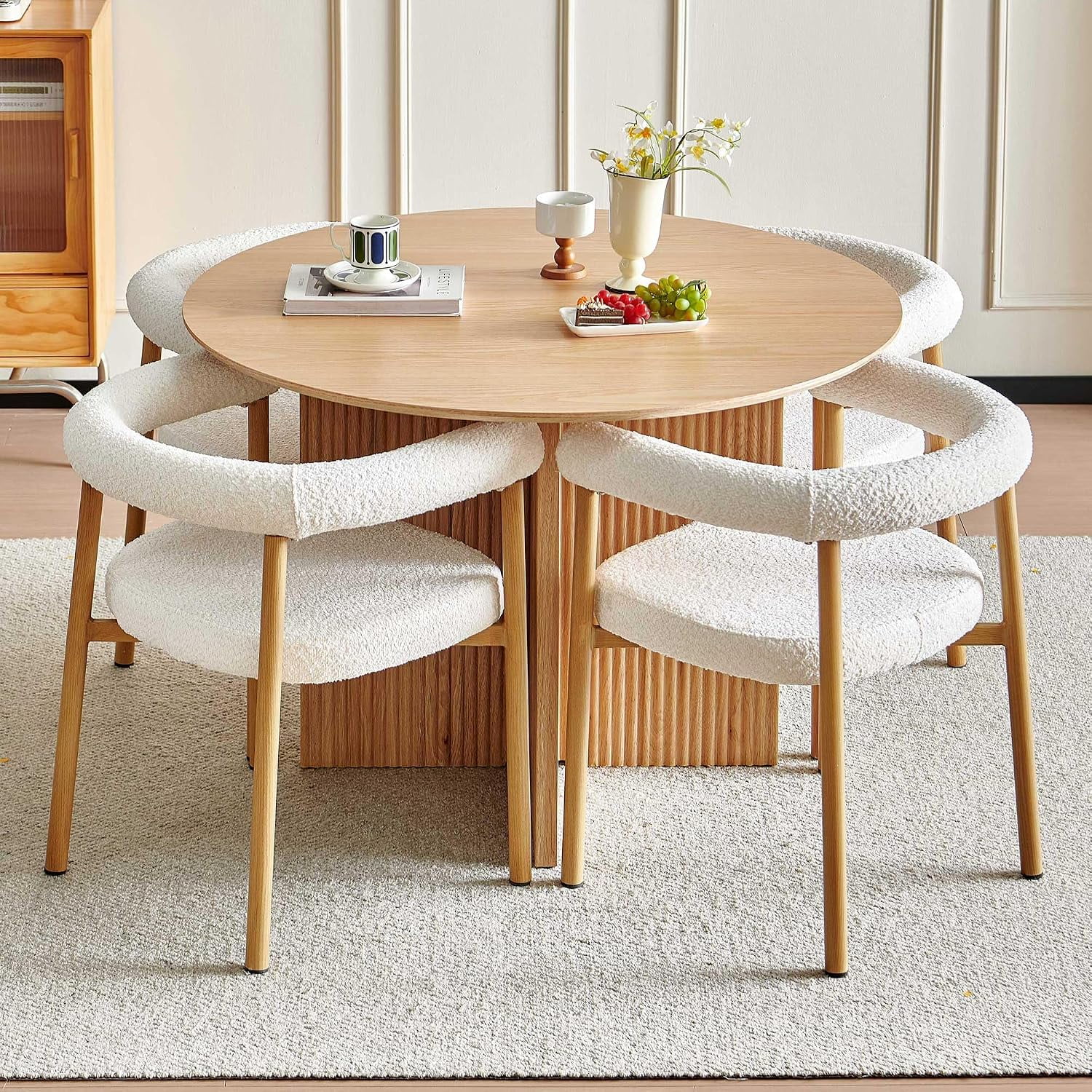 NORDICANA 43.39 Oak Round Kitchen Table Set for 4 with Barrel Dining Chairs Uphosltered Modern Mid-Century Fluted Dining Table Set for Dining Living Room