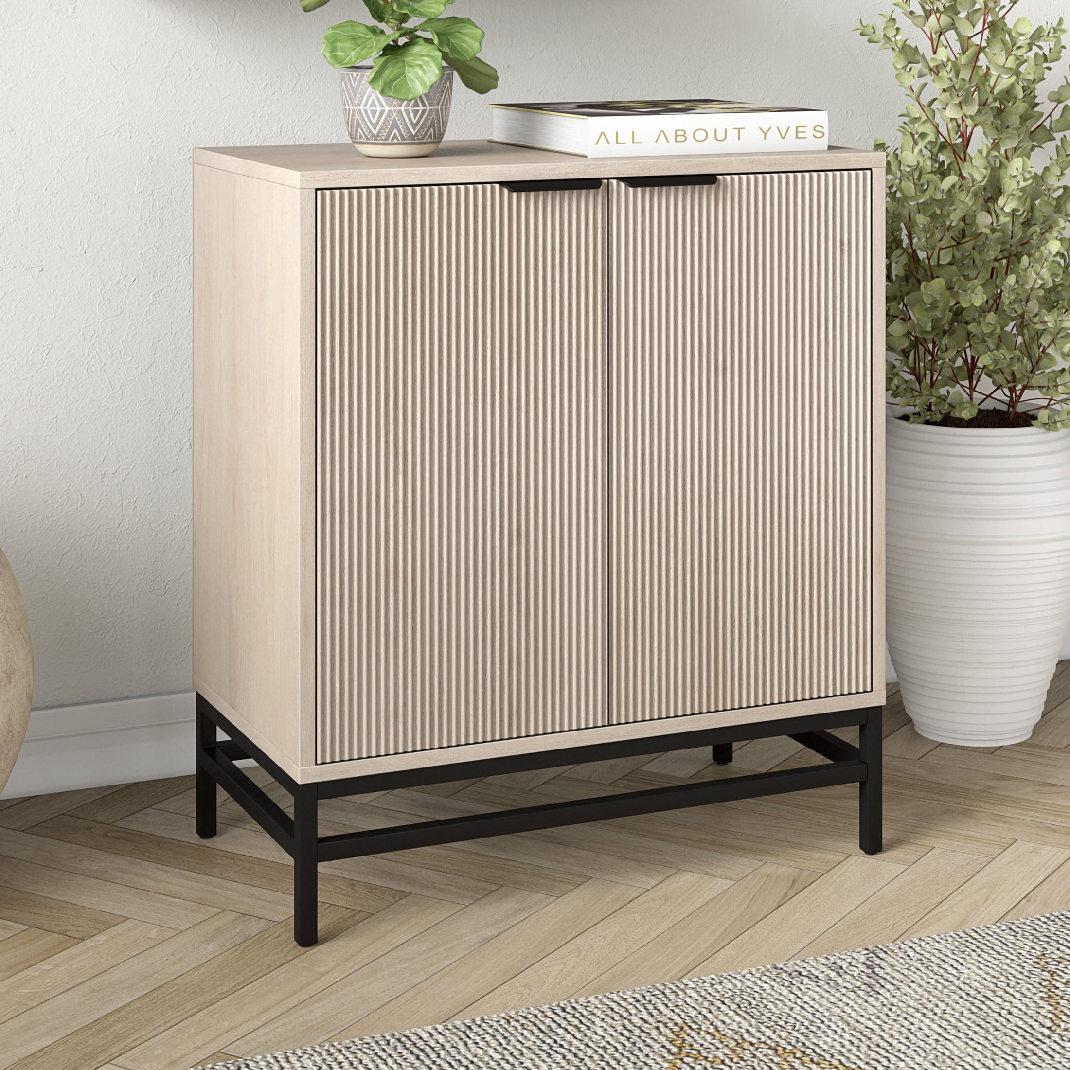 Evelyn&Zoe Modern/Contemporary 28" Wide Alder White Accent Cabinet