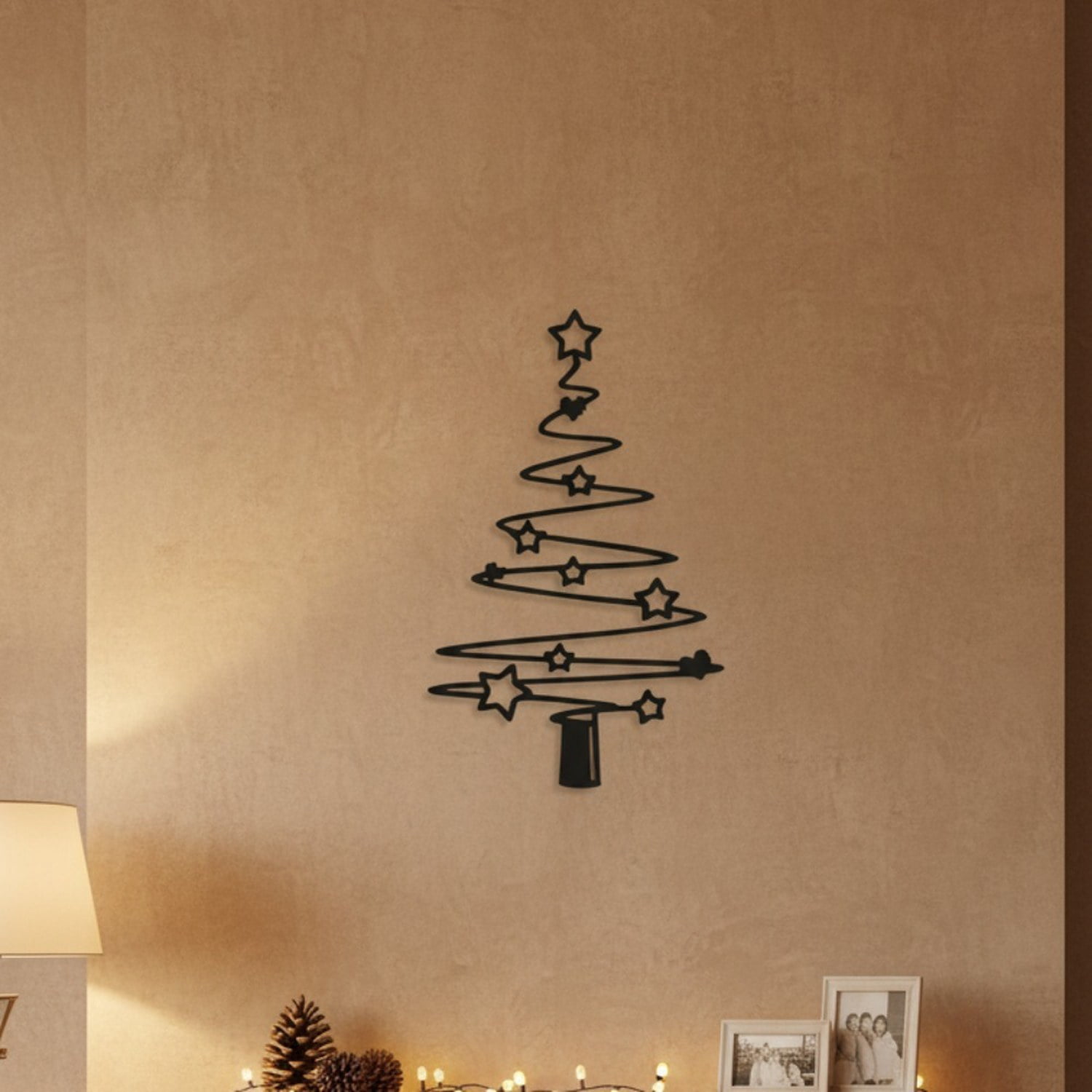 Rustic Metal Christmas Tree Wall Decor, Rust-Resistant Holiday Sign for Indoor and Outdoor Use, Farmhouse Style Winter Accent for Patio, Garden, Living Room