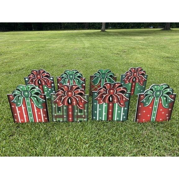 Christmas Present with Full Bow Yard Art 16" Tall