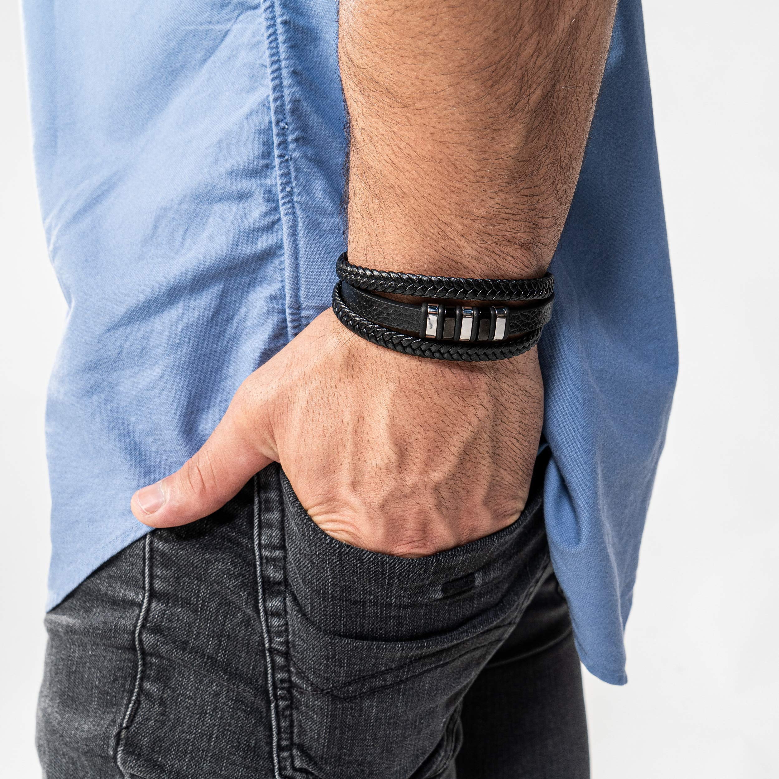 SERASAR Man's Leather Bracelet "Glory" with stainless steel magnetic closure, Silver 20cm, including gift box