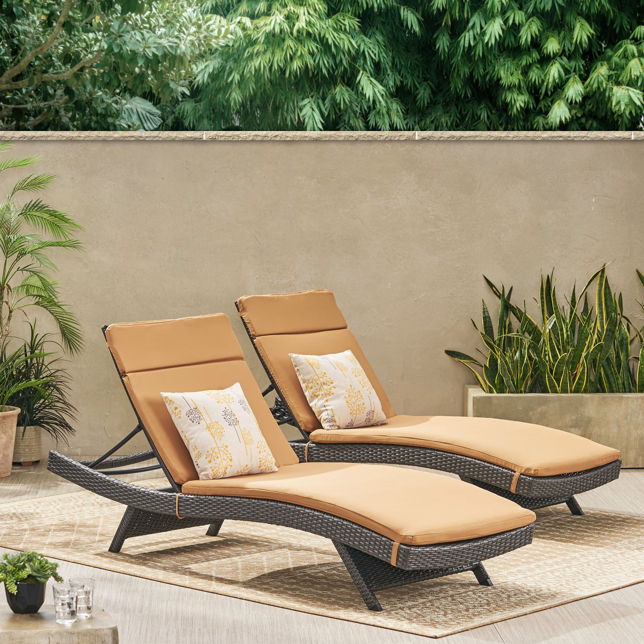 Salem Outdoor Chaise Lounge with Cushion - image 4 of 5