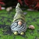 thumbnail image 1 of Adorno de gnomo de resina | Decoración de enanos para jardín y hogar | Figura de pie para estantería, mesa o alféizar | Decoración y regalo para todo el año, 1 of 3