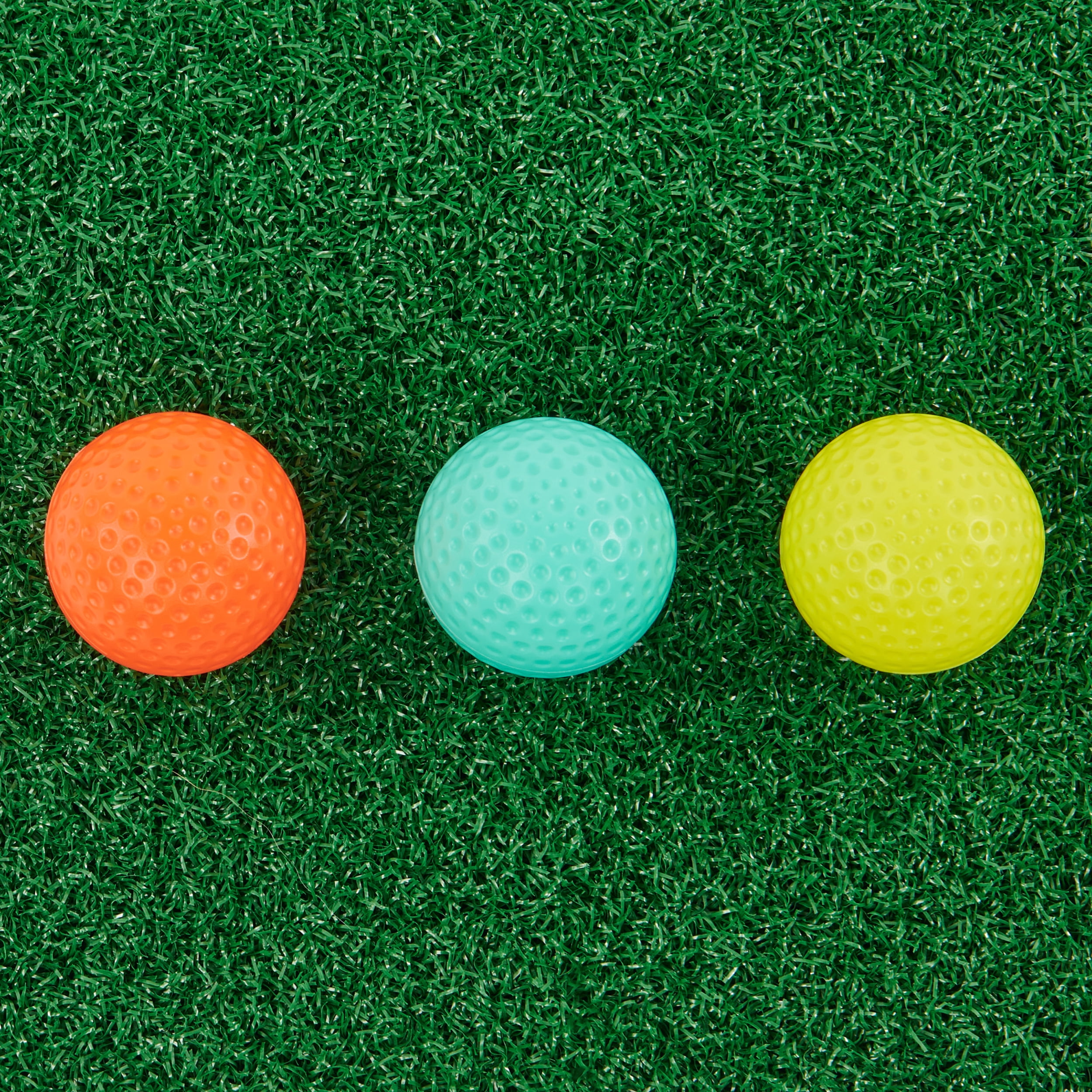 Swimways Hydro Golf, Pool Toys for Kids and Adults, Floating Swimming Pool Game with Golf Balls and Chipping Green, Outdoor Toys for Kids Aged 5 & Up