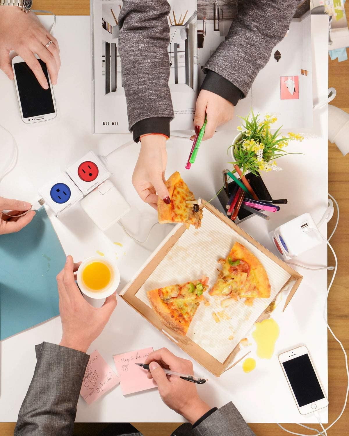 "PowerCube USB Extra Étendu, Parasurtenseur, Adaptateur de Prise Électrique, Rallonge de 5 Pieds, Multiprise avec 4 Prises et Double Port USB, Bleu"