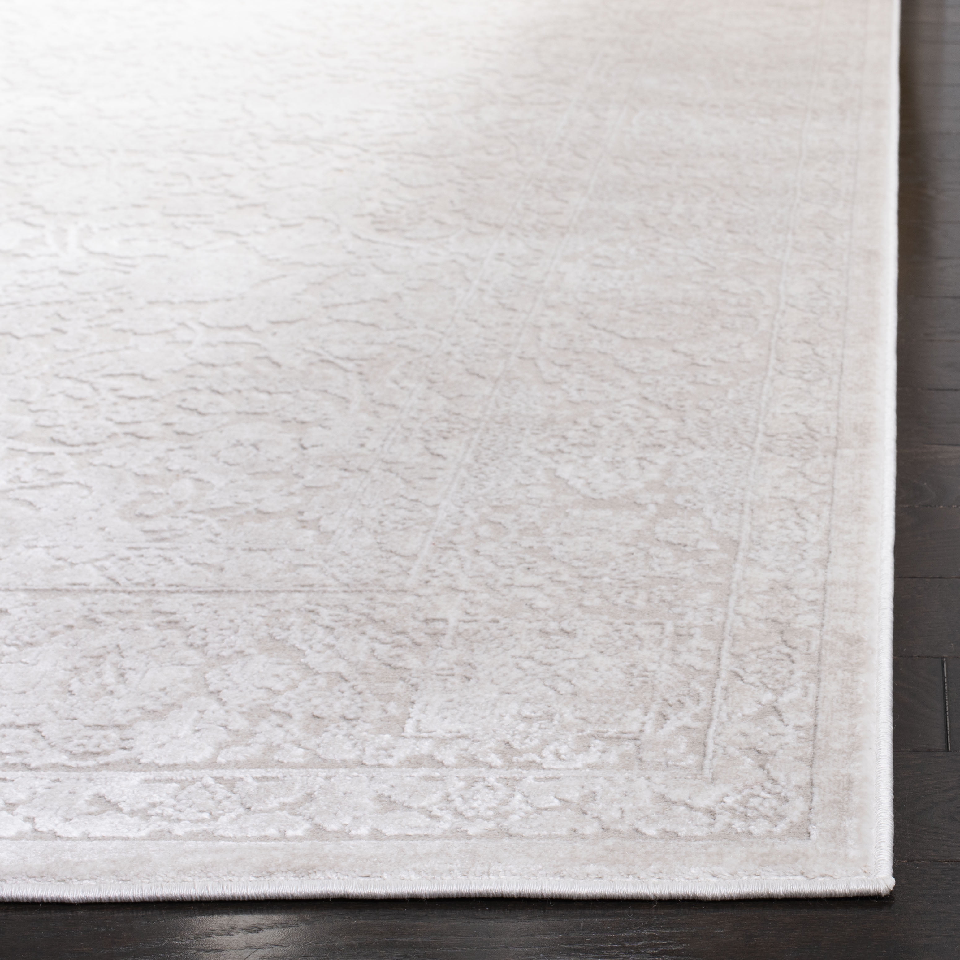 SAFAVIEH Reflection Dermot Traditional Area Rug, Cream/Ivory, 9' x 12'