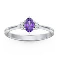 thumbnail image 2 of Bague Ovale avec Pierre de Naissance et Accents sur l'Épaule - Améthyste (Février), 2 of 5