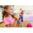 thumbnail image 4 of Poupée ​Barbie Santé physique, cheveux roux, avec chiot et 9 accessoires, 4 of 6