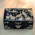 thumbnail image 4 of Caja de Joyas Pequeña Negra de Nácar de February Mountain, 4 of 9