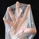 thumbnail image 3 of Delantales desechables impermeables de polietileno de plástico transparente de 50 piezas para cocinar, pintar TUNC Sencillez, 3 of 5