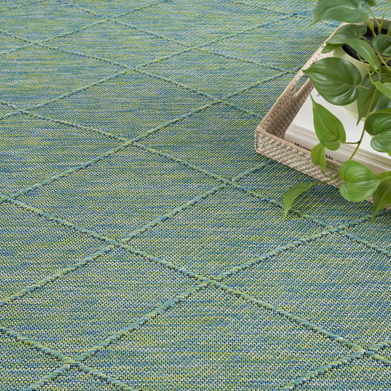 Nourison Practical Solutions Indoor/Outdoor Blue Green 5' x 7' Area Rug (5x7)