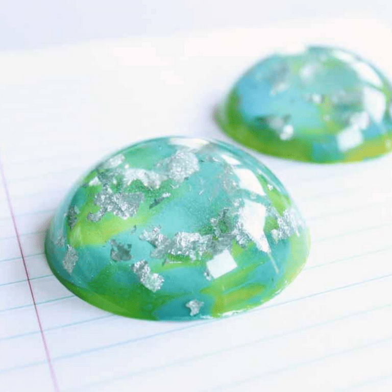10 Things To Put In Resin That Look Dazzling - Resin Obsession