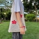 thumbnail image 3 of Bolso tejido con flores delicadas, bolso de hombro, bolso hueco de malla, bolso de mano para uso diario, 3 of 5