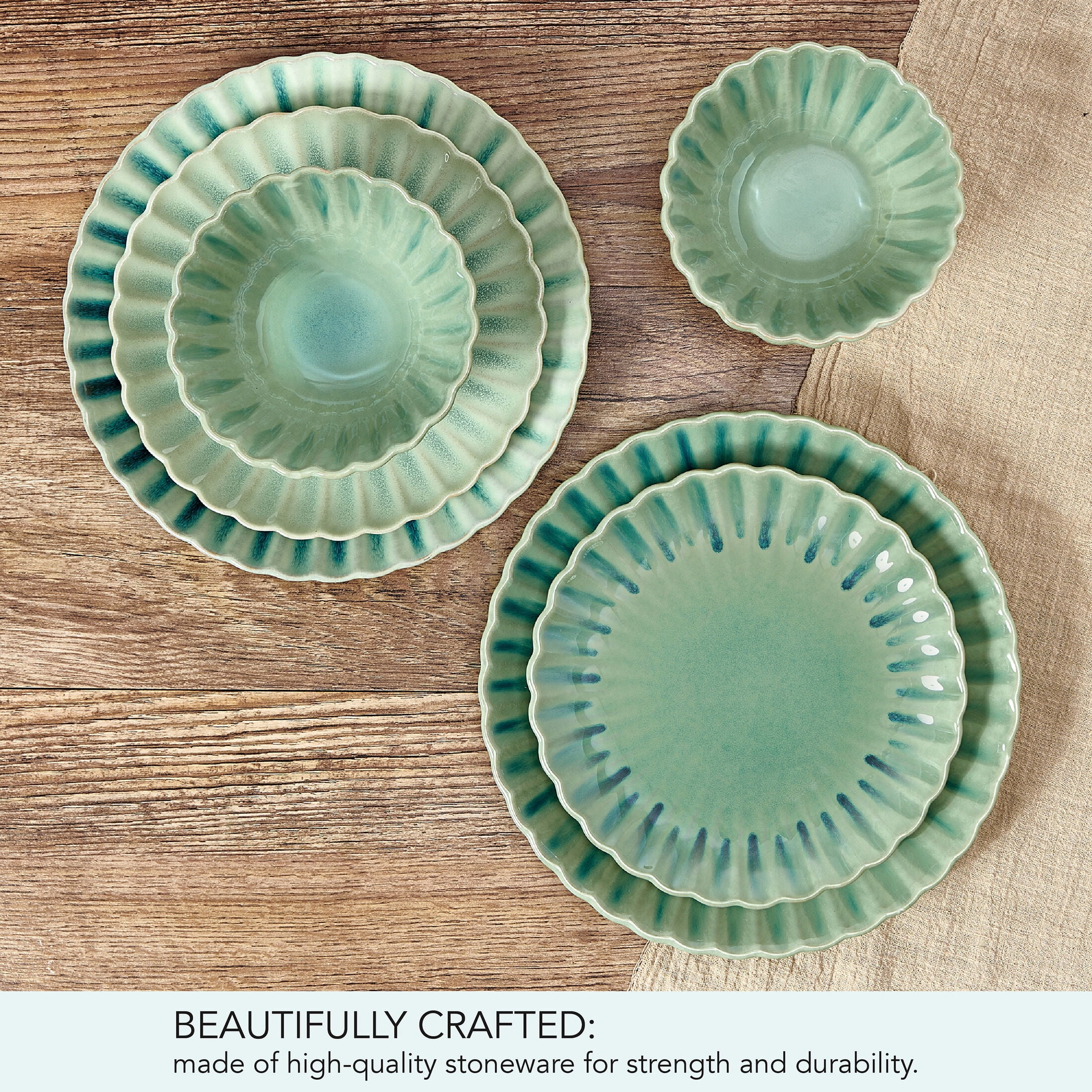 Pfaltzgraff Lucinda Green 12 Piece Dinnerware Set - Stoneware