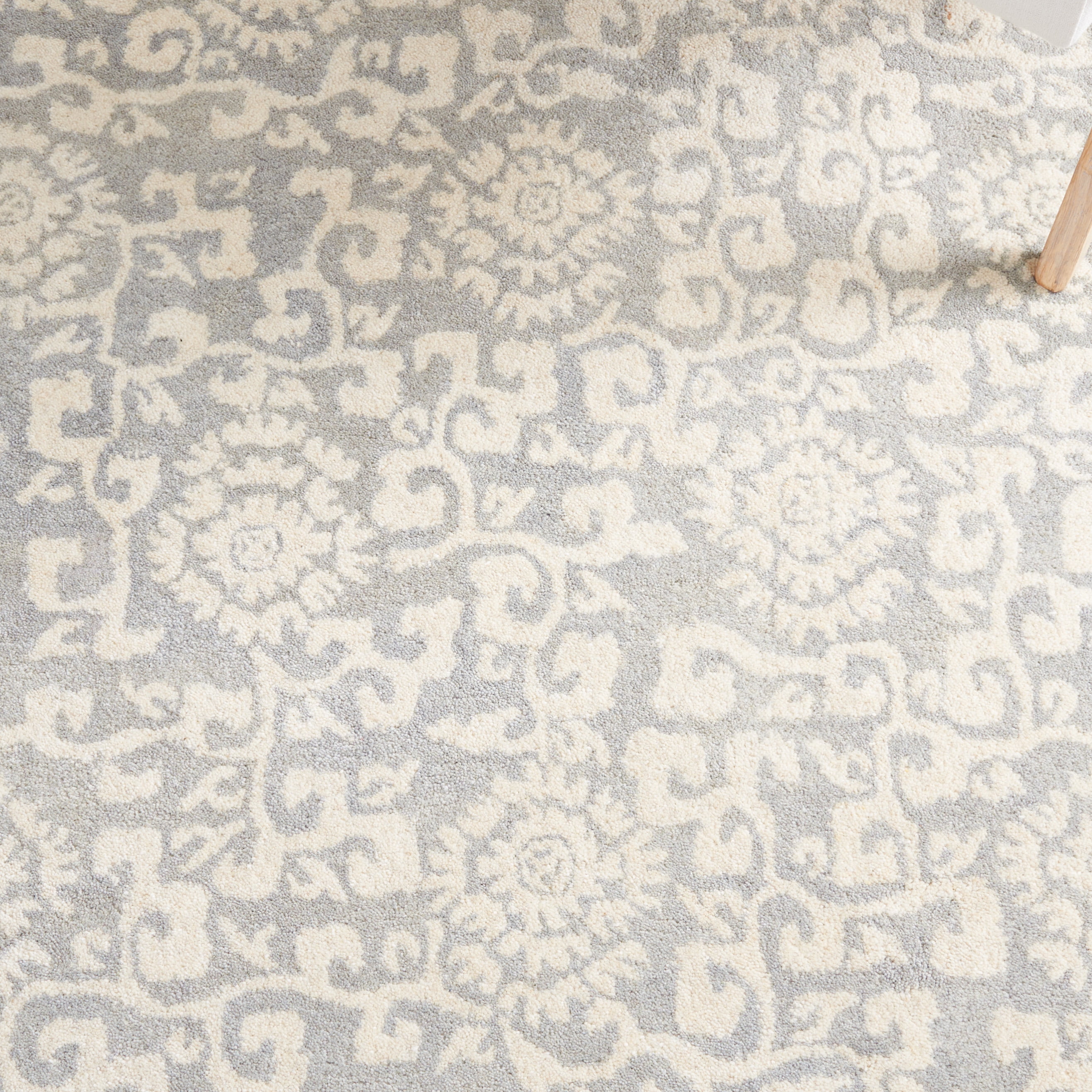 SAFAVIEH Antiquity Tiarnan Oriental Wool Area Rug, Grey/Ivory, 8' x 10'