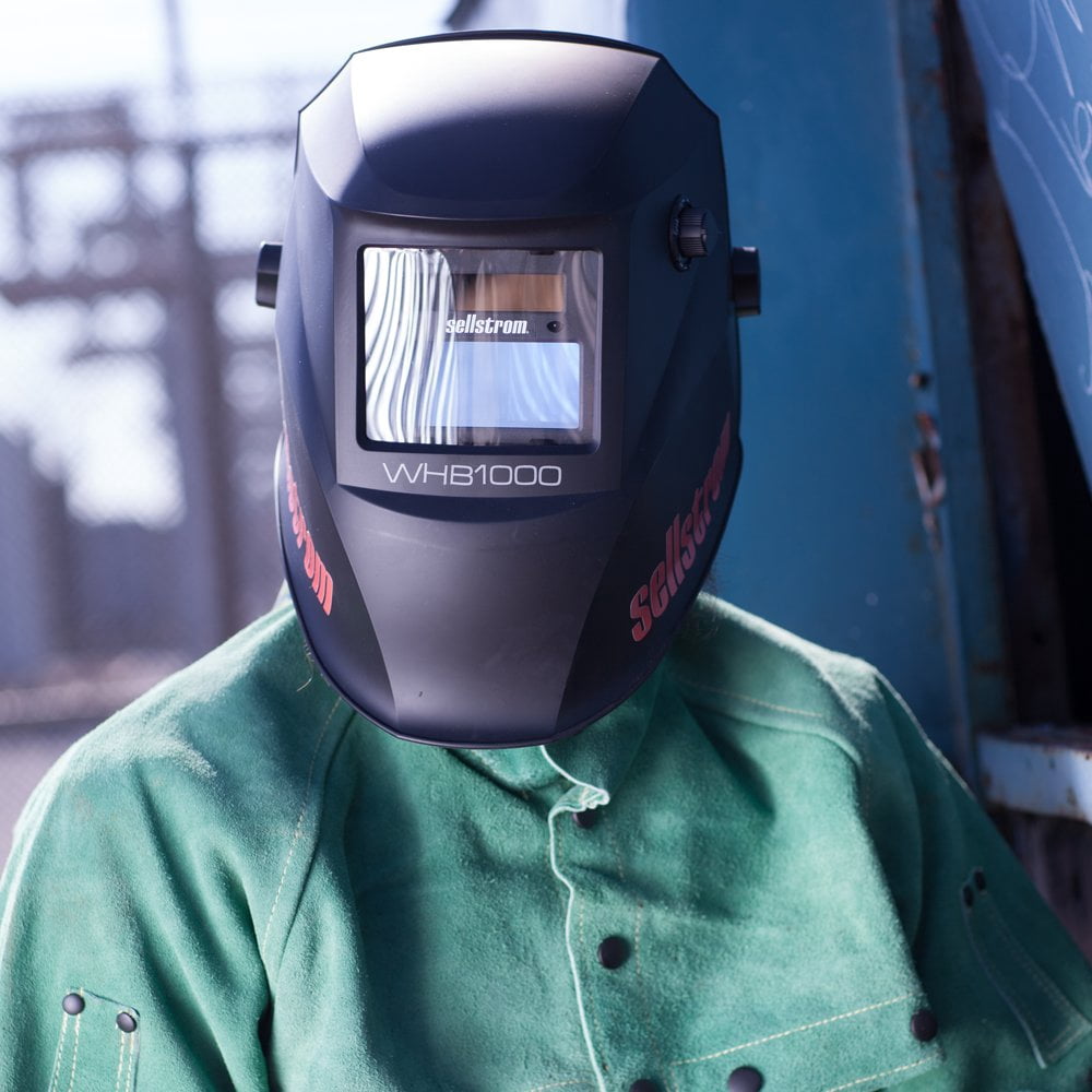 Sellstrom Welding Helmet - Auto Darkening - Nylon - 3.54" x 1.57" Viewing Area - Shade 4/9-13 Variable ADF - Ratcheting Headgear - Black - Advantage Series