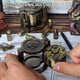 thumbnail image 3 of Set de dados CZYY Metal Polyhedral Bullet Style Cyberpunk Bronce, 3 of 9