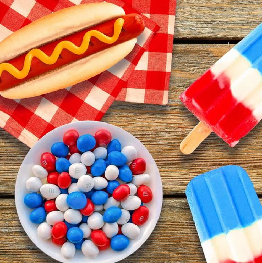 Product of M&M's Red, White & Blue Mix Peanut Chocolate Candy Value Pack, 62 oz.