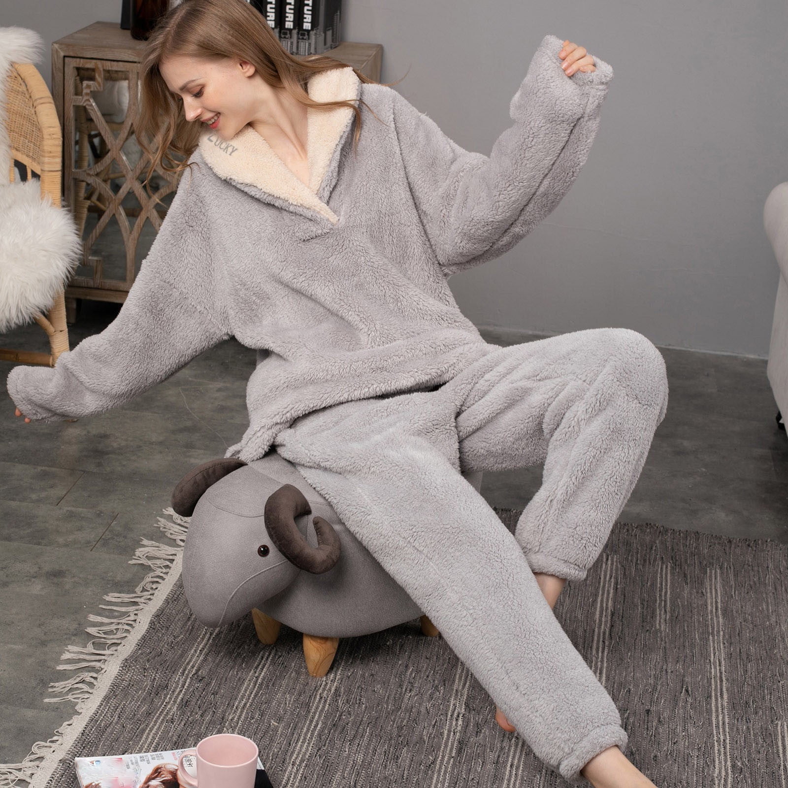 Blvb Women s Fuzzy Pajama Sets 2 Piece Pjs Cozy Fleece Fluffy Oversized Pullover Pants Sets Loungewear Loose Plush Sleepwear Grey
