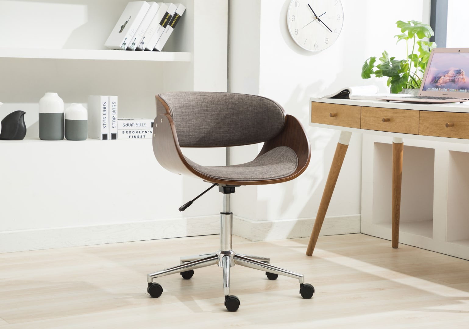 Porthos Home Office Chair Awesome Bentwood Style Premium Quality Chairs With Arms Wheels 360 Degree Swivel Height Adjule Upholstered Luxuriousmodern Seating 33 X 23 21 Inch
