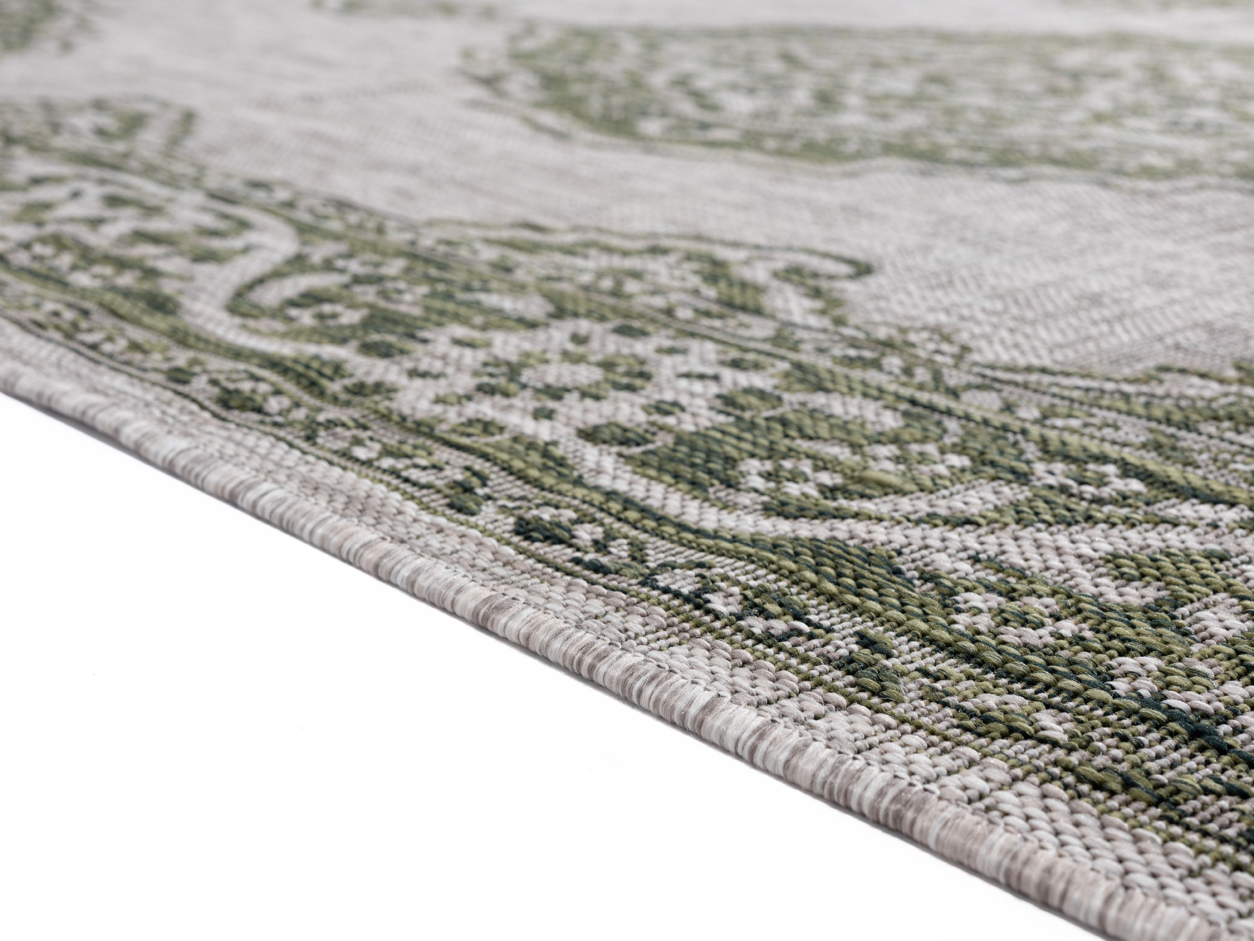United Weavers Mali Annette Oriental Medallion Area Rug, Green, 5'3" x 7'6"