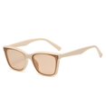 thumbnail image 1 of MesaSe Lunettes de Soleil pour Femmes Monture Carrée Style Simple Classique Rétro Lentille Transparente Résistantes au Soleil Ultra-Légères Protection UV Lunettes de Soleil pour Adultes pour l'Extérieur, 1 of 10