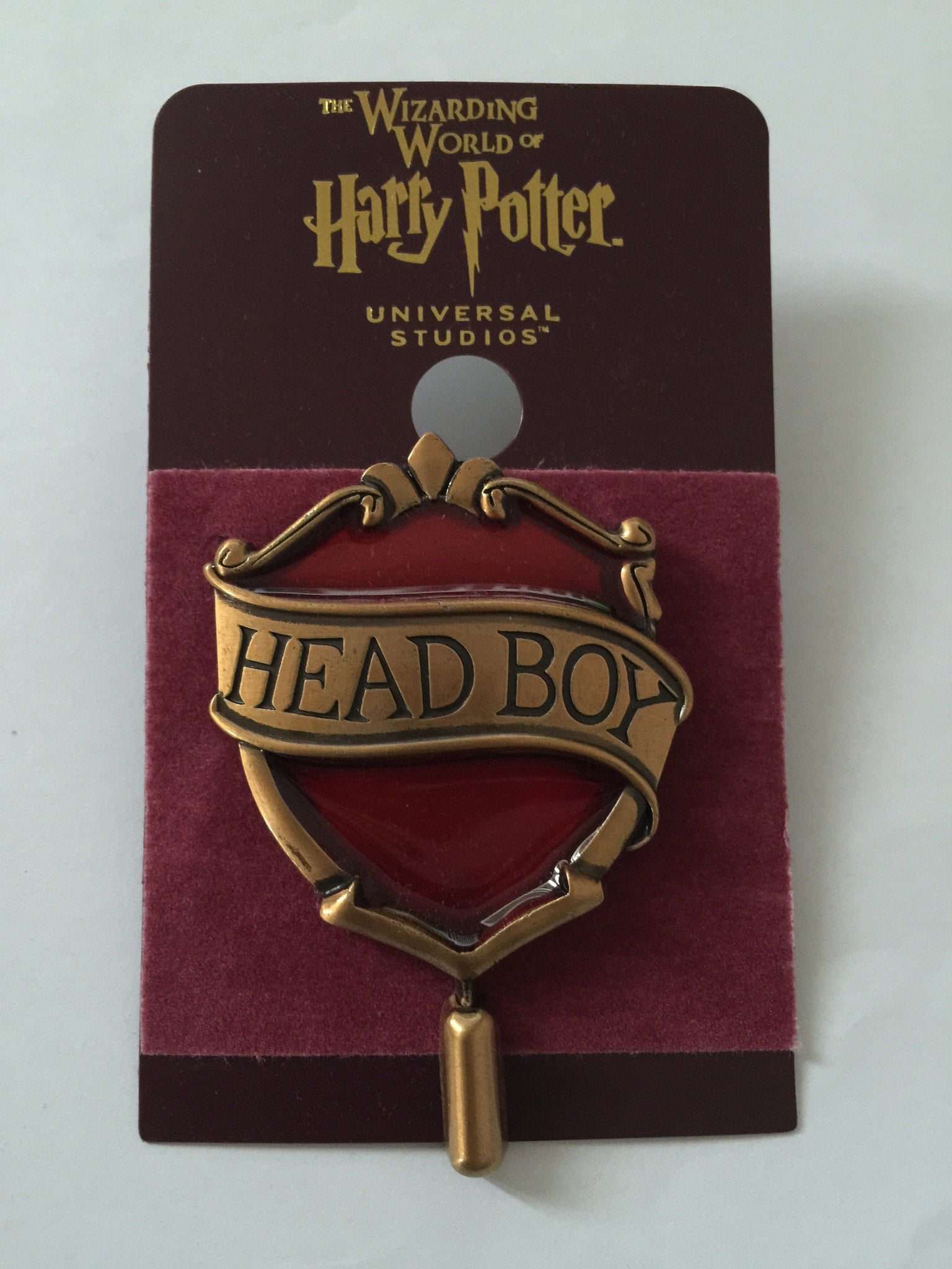 Universal Studios Wizarding World of Harry Potter Gryffindor Head Boy Pin New 