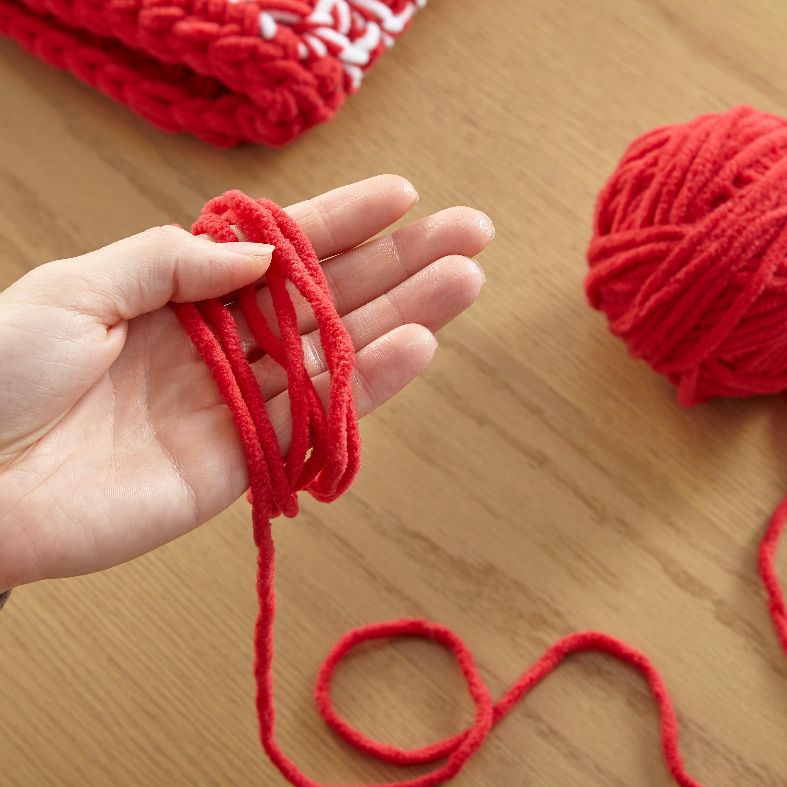 CBC Perfectly Posh Chenille Yarn for Knitting, Crocheting and Amigurumi - 2 Pack (7 oz / 200 g, 233 yards Each Skein), Red, Gauge 5 Bulky