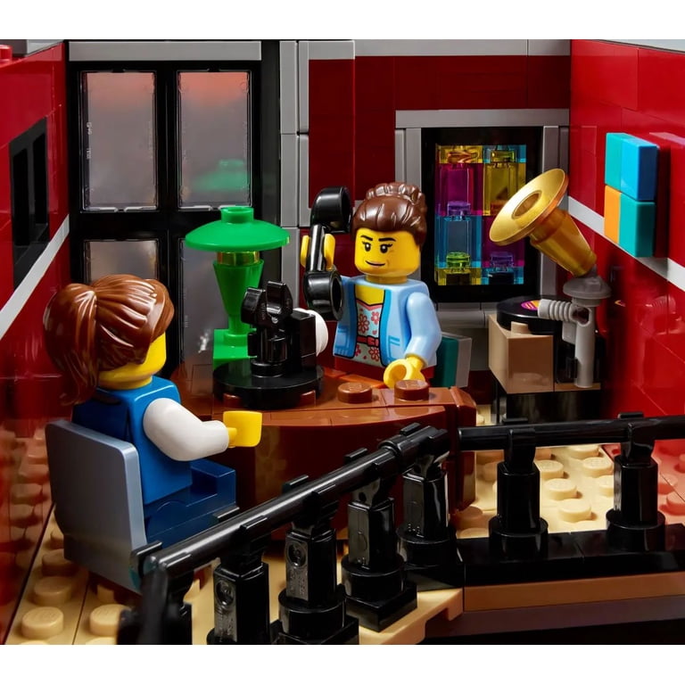 LEGO 10312 Jazz Club Building Kit, 2899 Pieces, 8 Minifigures, Age