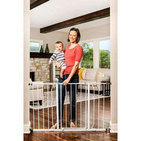 Regalo Easy Open 47-Inch Super Wide Walk Thru Baby Gate, Bonus Kit, Includes 4-Inch and 12-Inch Extension Kit, 4 Pack Pressure Mount Kit and 4 Wall Cups and Mounting