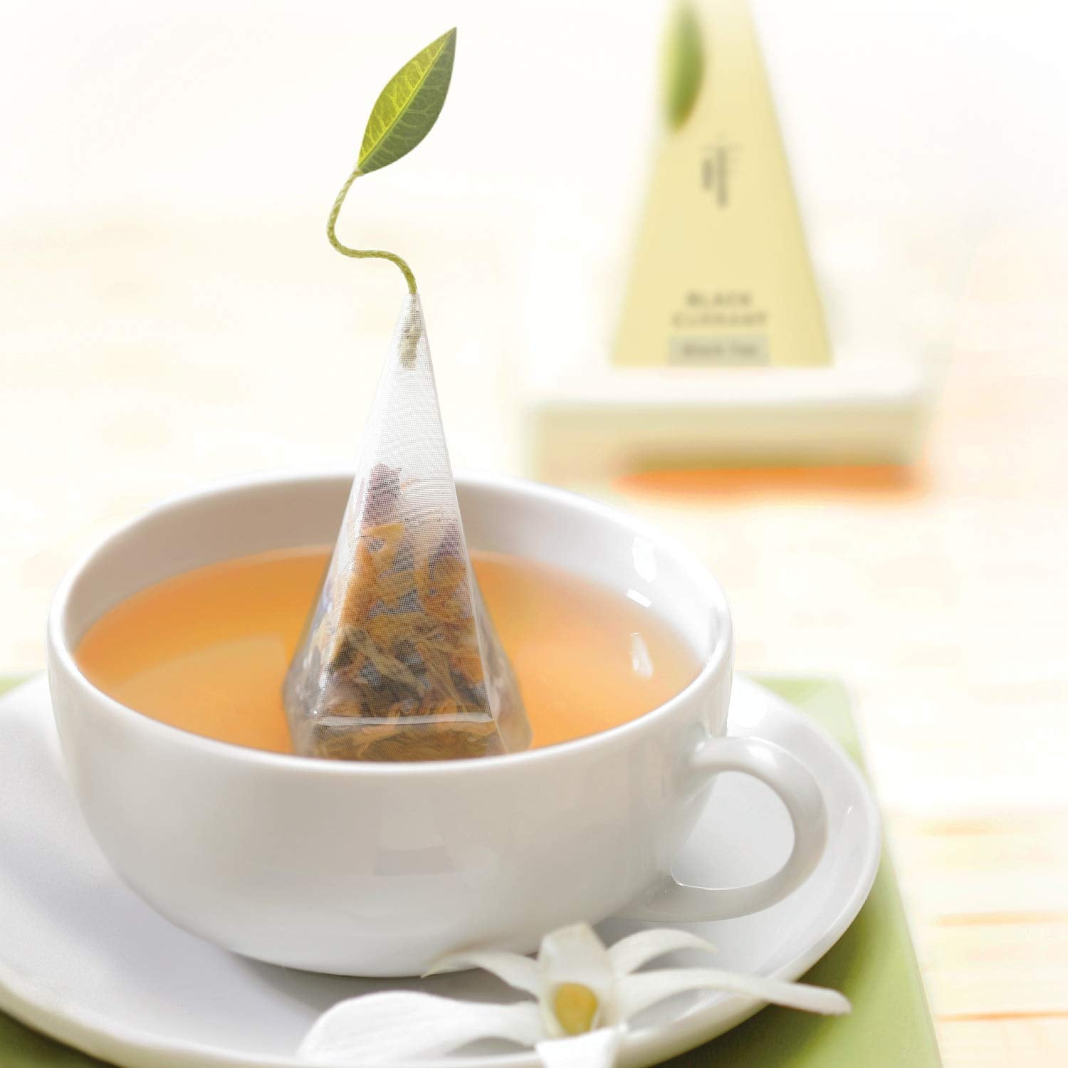 Tea Forte Lotus Relaxing Teas Presentation Box Tea Sampler Gift Set, 20 Assorted Variety Handcrafted Pyramid Tea Infuser Bags, Black Tea, Green Tea, Oolong Tea, White Tea, Herbal Tea